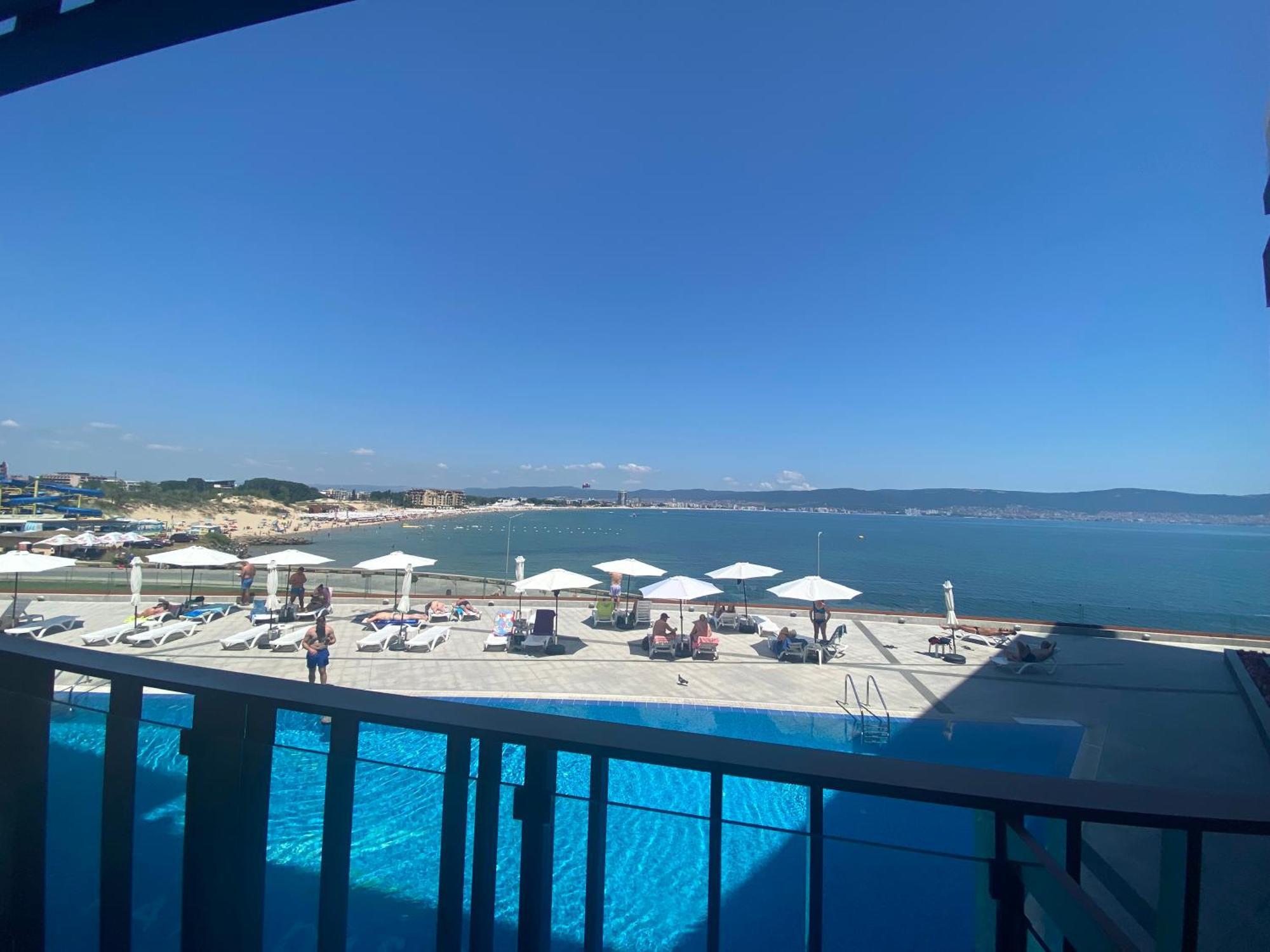 Paradiso 'В' 201 One Bedroom Apartment ネセバル エクステリア 写真